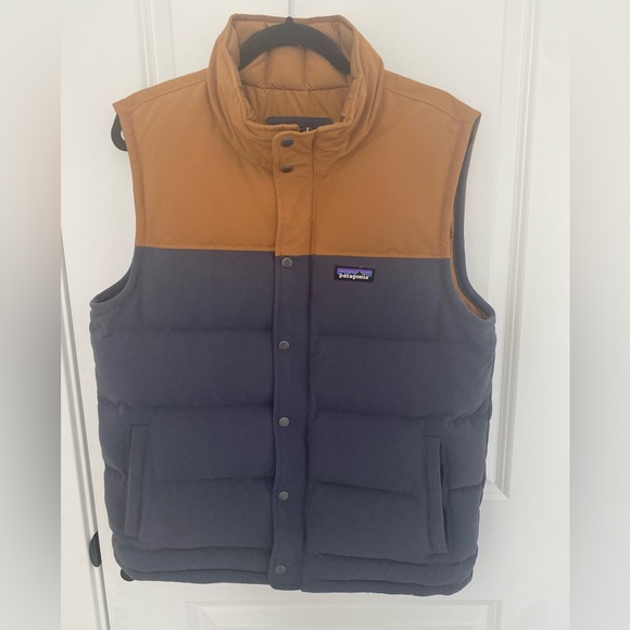 Men’s Patagonia Bivy Down Vest- Tan & Blue - Picture 2 of 10